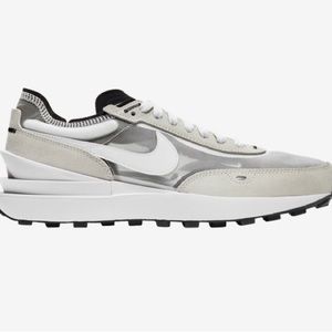 Waffle Nike men’s shoes barely worn